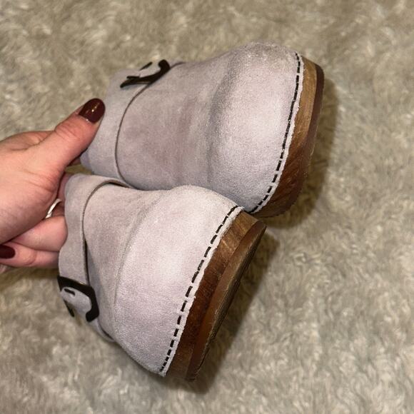 Sanita Hedi Sz 9 Classic Wooden Heel Clog Syringa Lavender Suede Brass Buckle - Picture 6 of 8